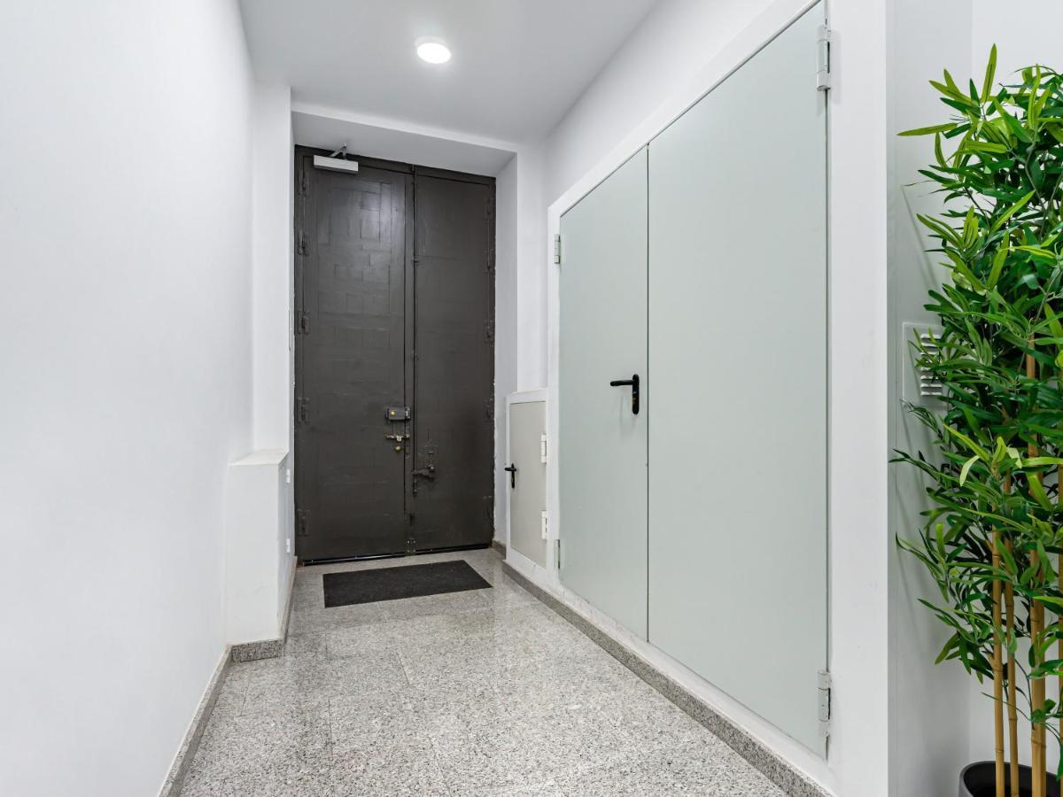 Limehome Madrid La Bolsa Eksteriør bilde